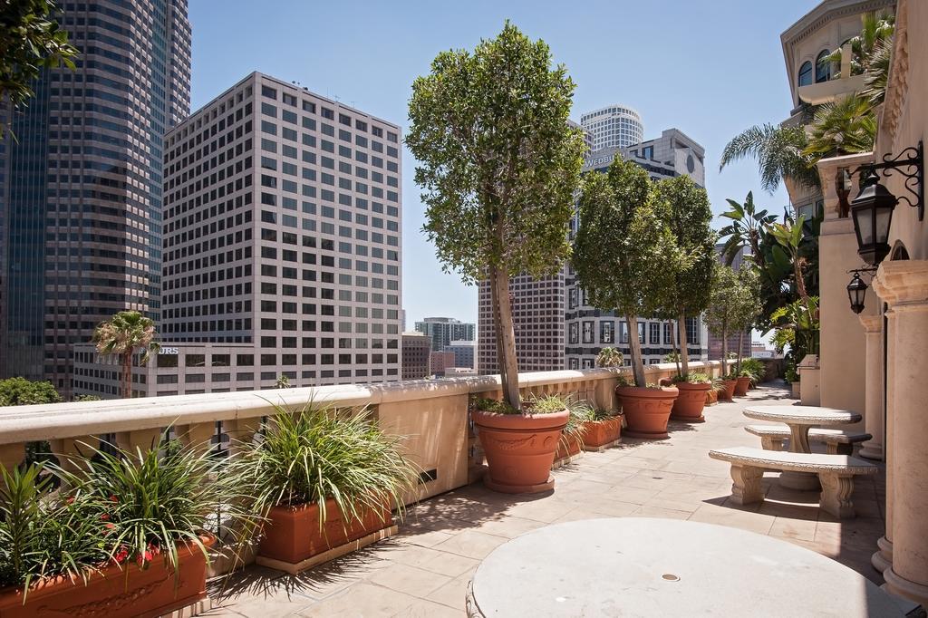Sunshine Suites At The Piero Los Angeles Exteriör bild
