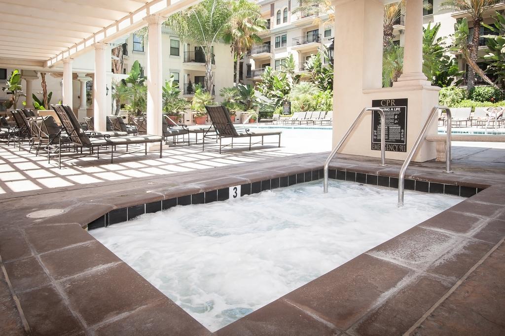Sunshine Suites At The Piero Los Angeles Exteriör bild