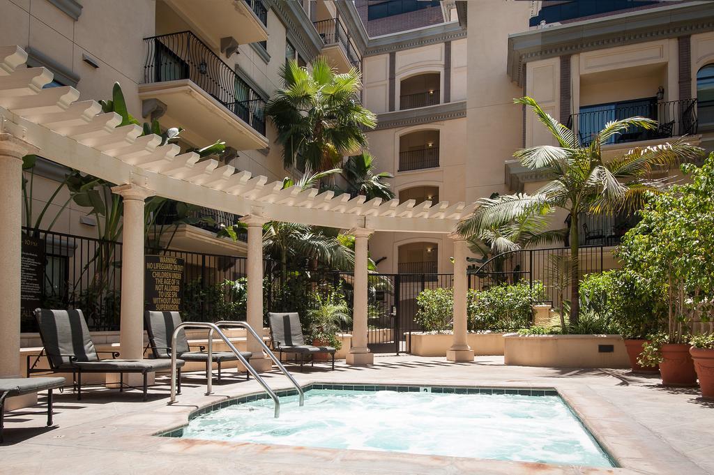 Sunshine Suites At The Piero Los Angeles Exteriör bild